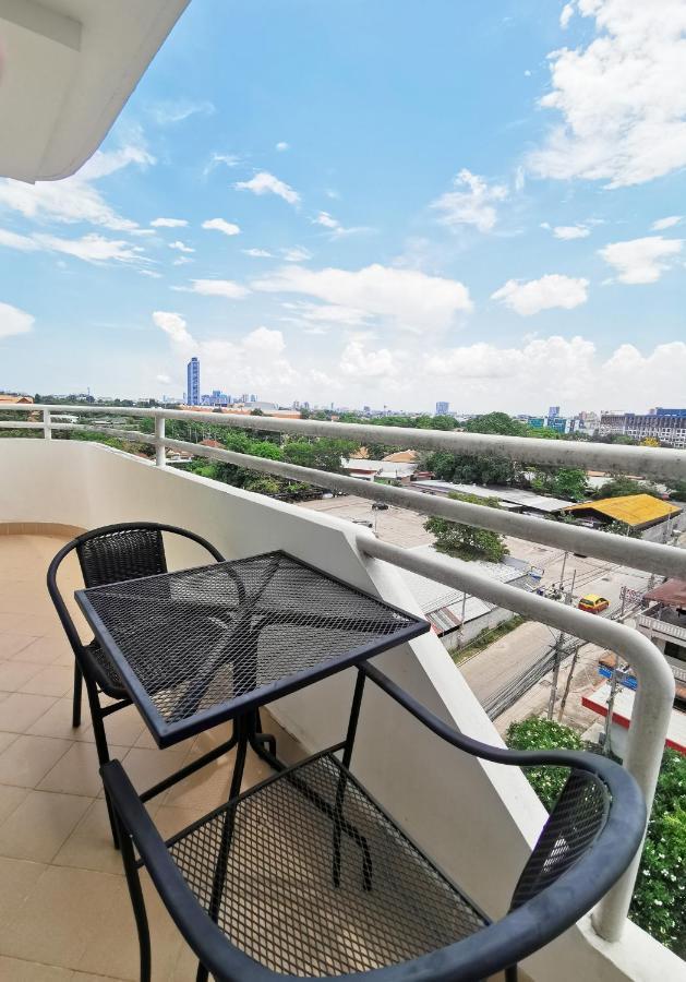 Daisy Residence Praia de Jomtien Exterior foto