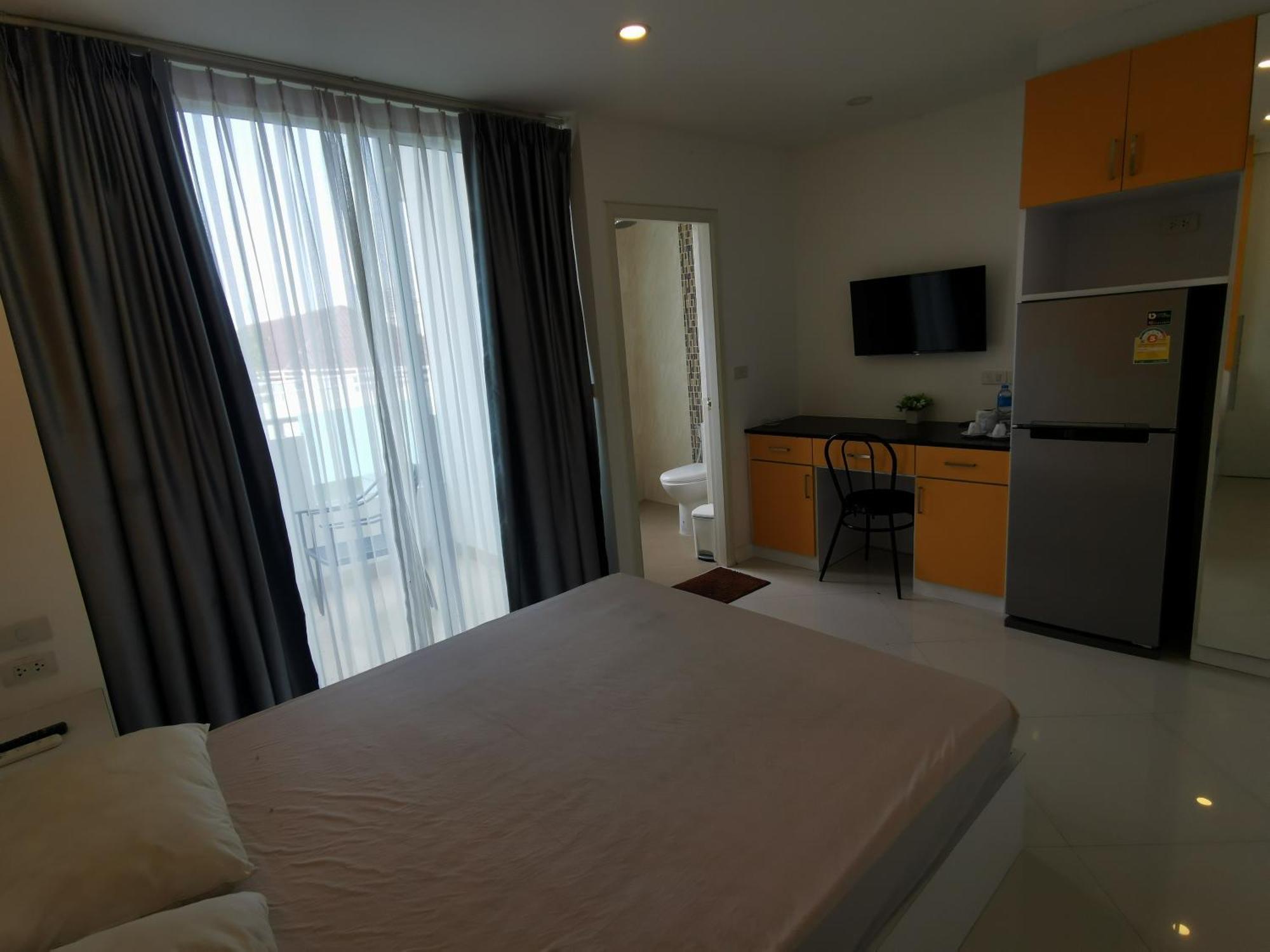 Daisy Residence Praia de Jomtien Exterior foto