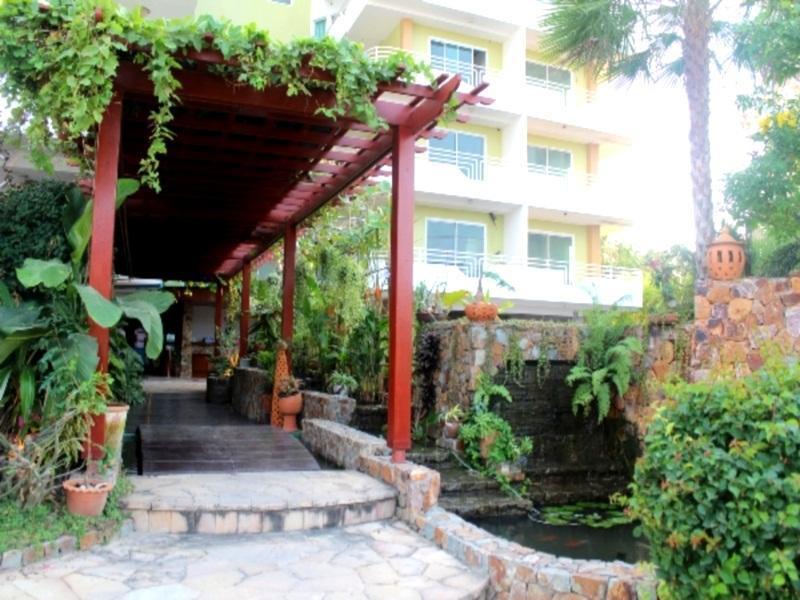 Daisy Residence Praia de Jomtien Exterior foto